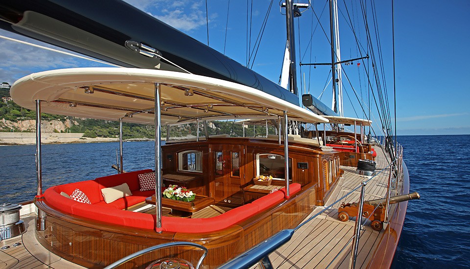 Yacht MARIE, Vitters Shipyard | CHARTERWORLD Luxury Superyacht Charters